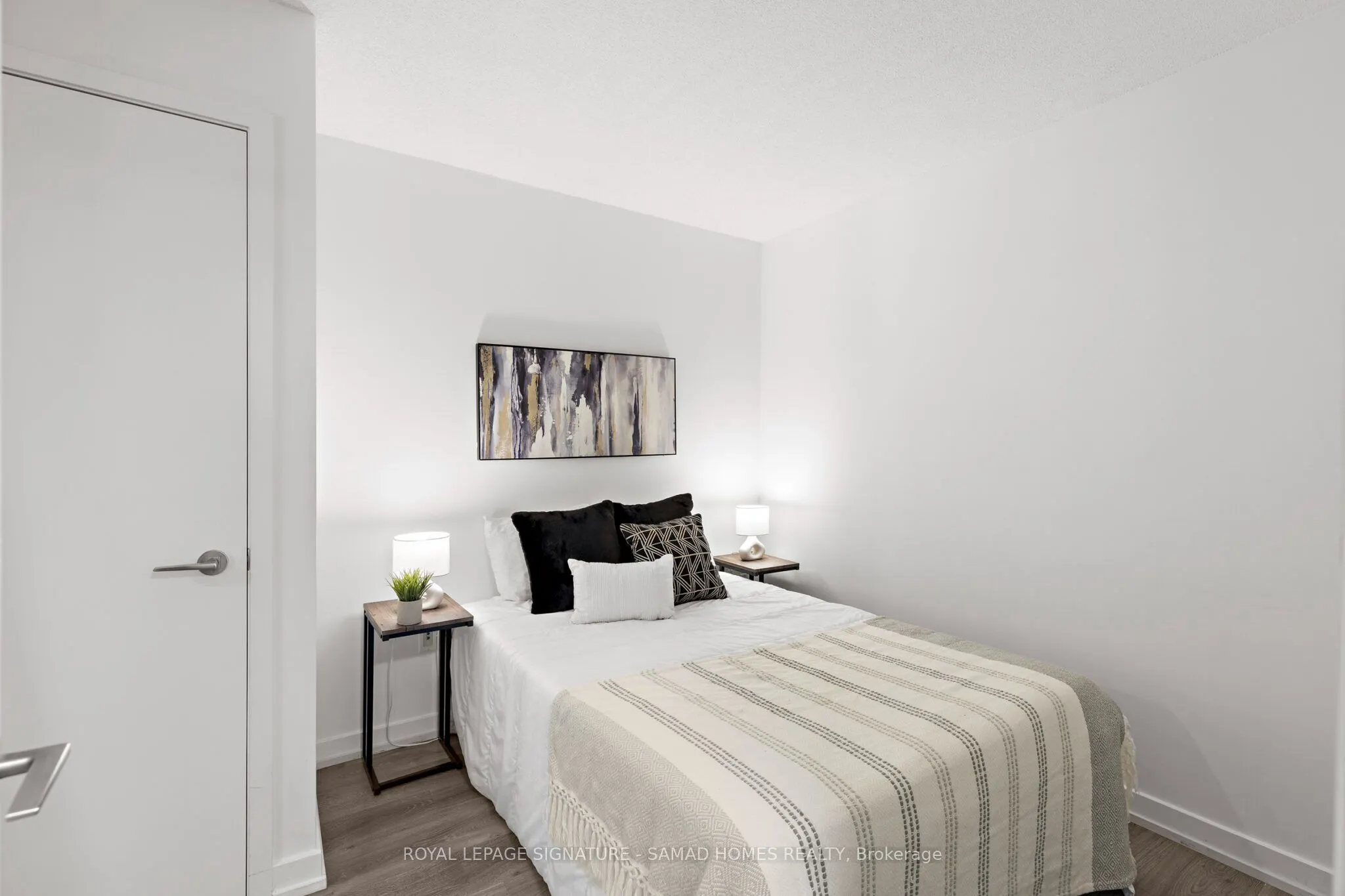 10 Capreol Court #952