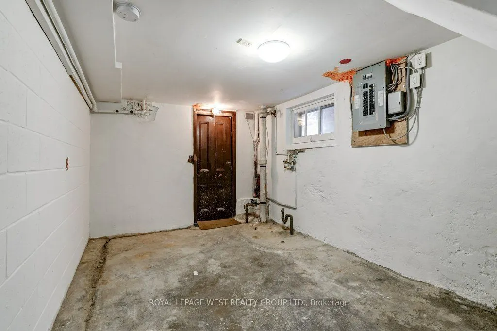 28 Concord Avenue