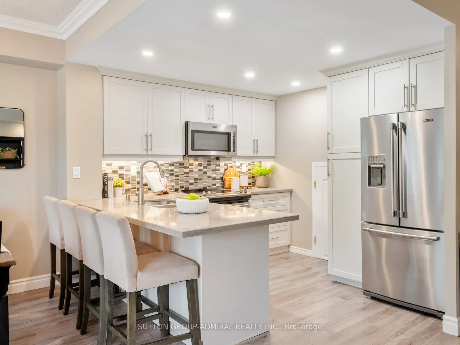 9 Greenbriar Road #306