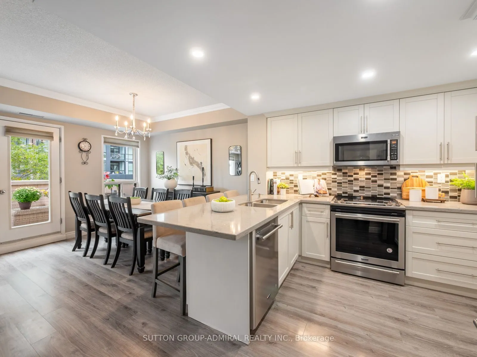 9 Greenbriar Road #306