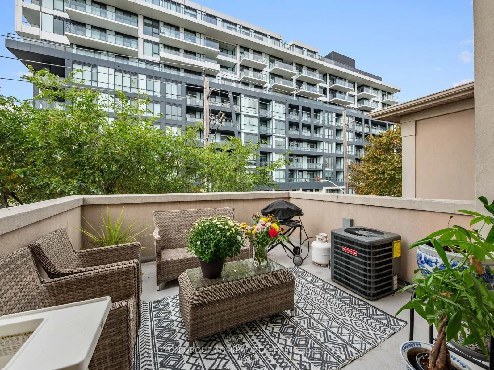 9 Greenbriar Road #306