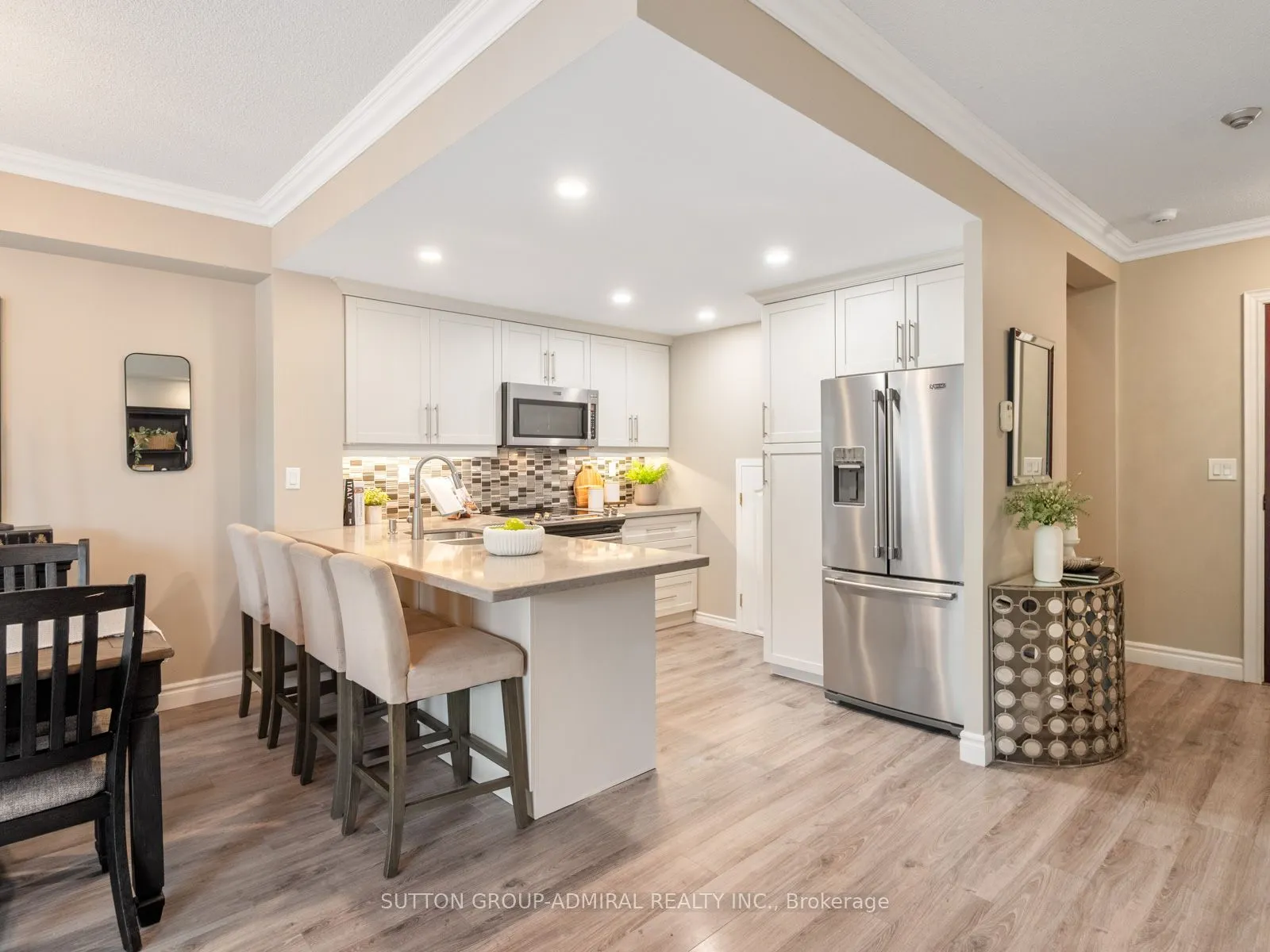 9 Greenbriar Road #306