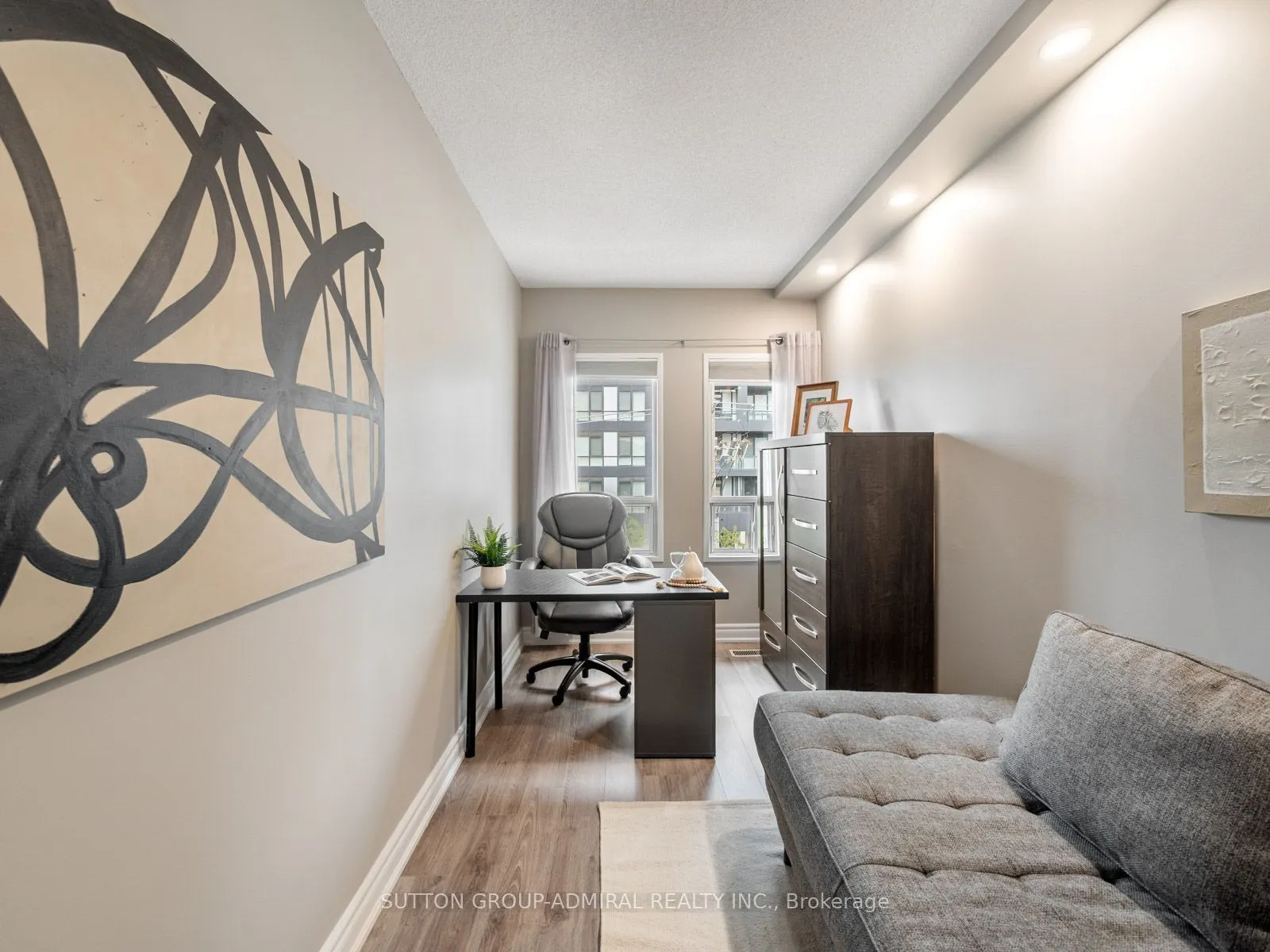 9 Greenbriar Road #306