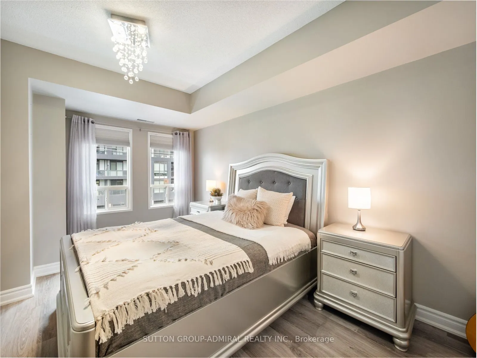 9 Greenbriar Road #306