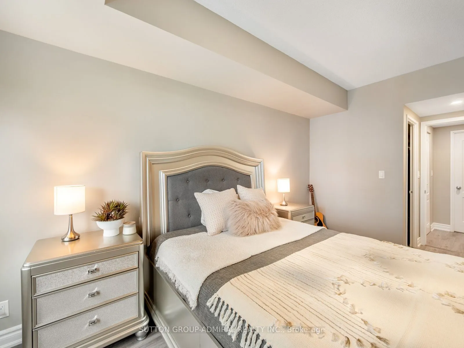 9 Greenbriar Road #306