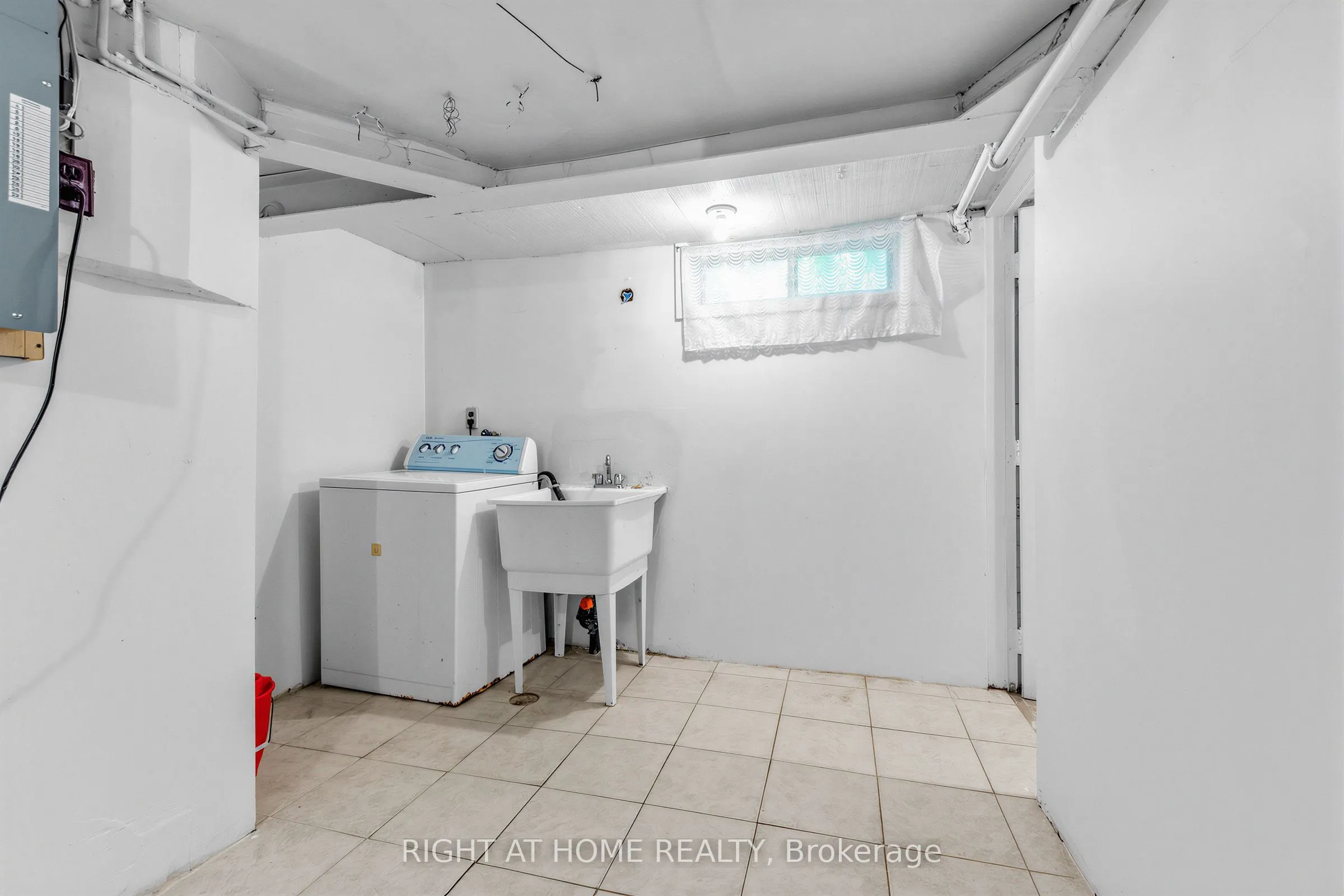 147 Dovercourt Road