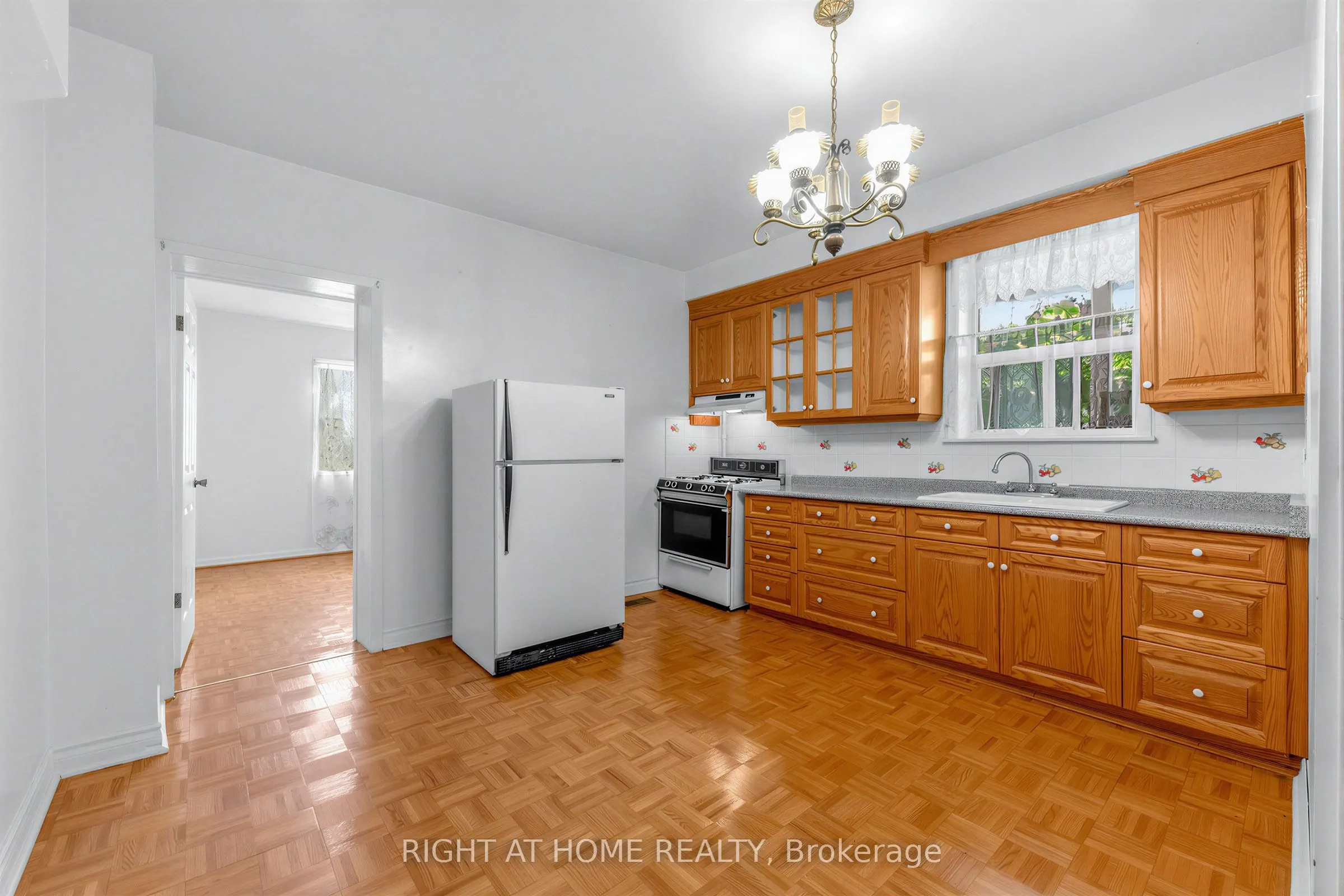 147 Dovercourt Road