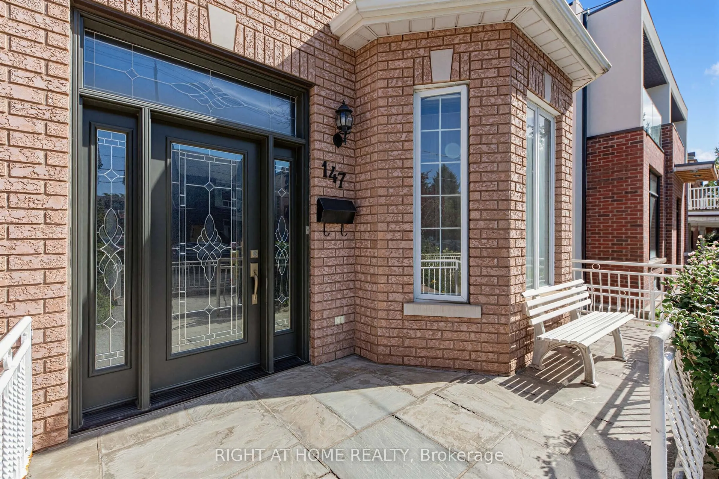 147 Dovercourt Road