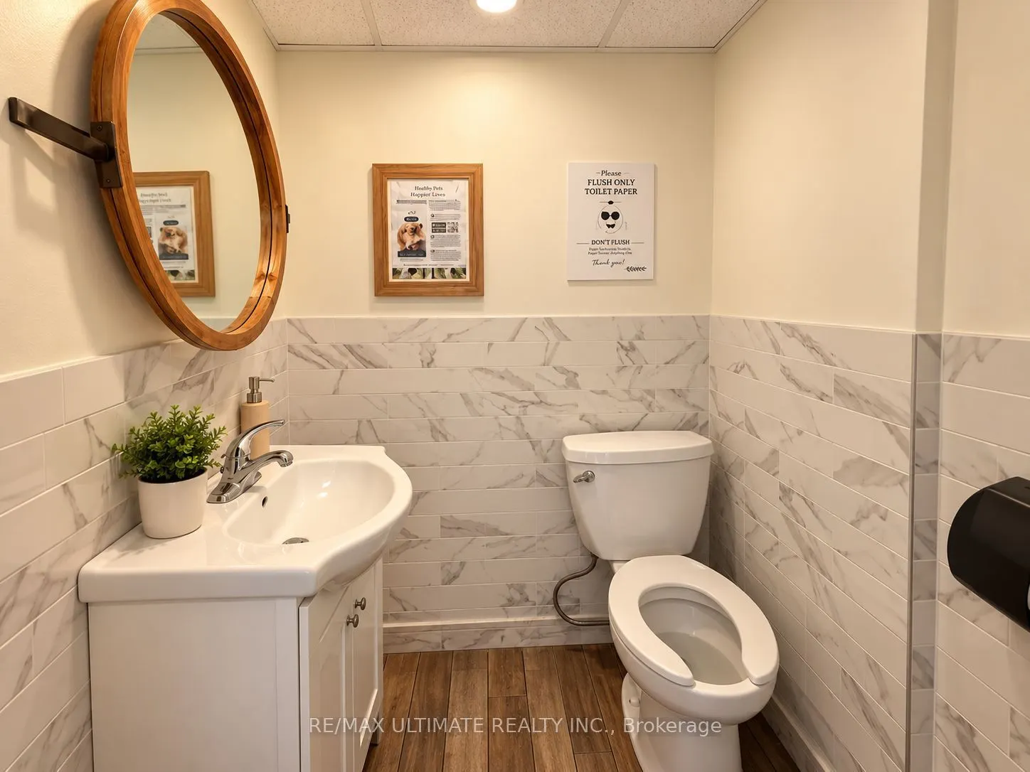 715 Queen Street W