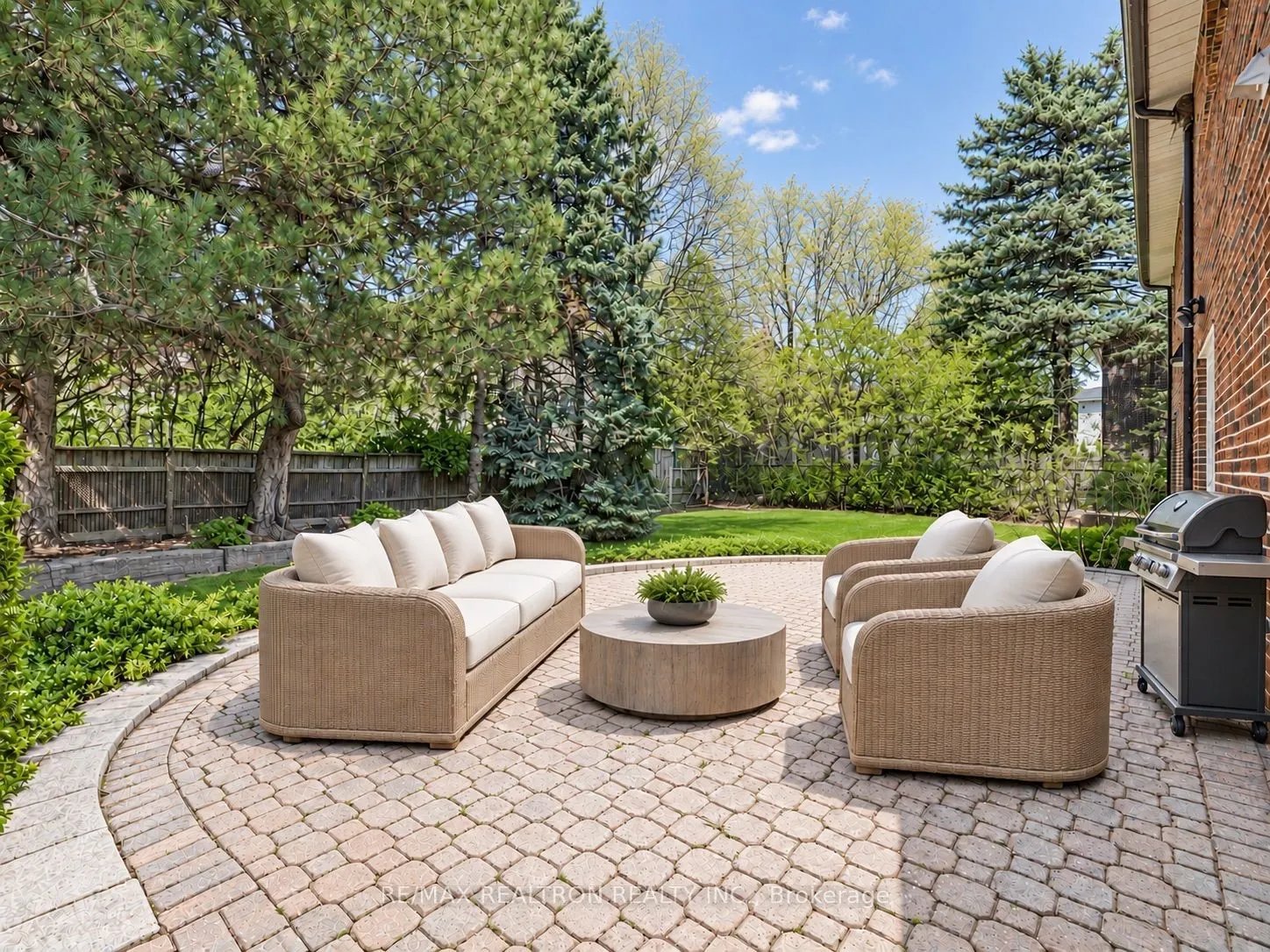 16 Sagewood Drive