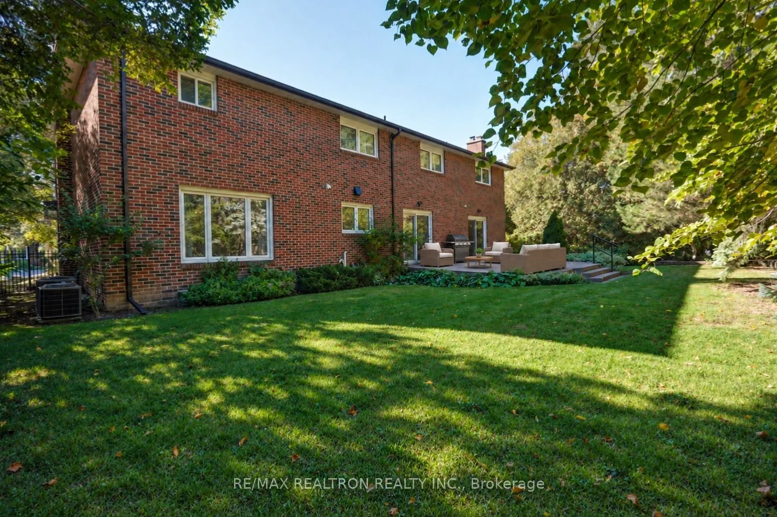16 Sagewood Drive