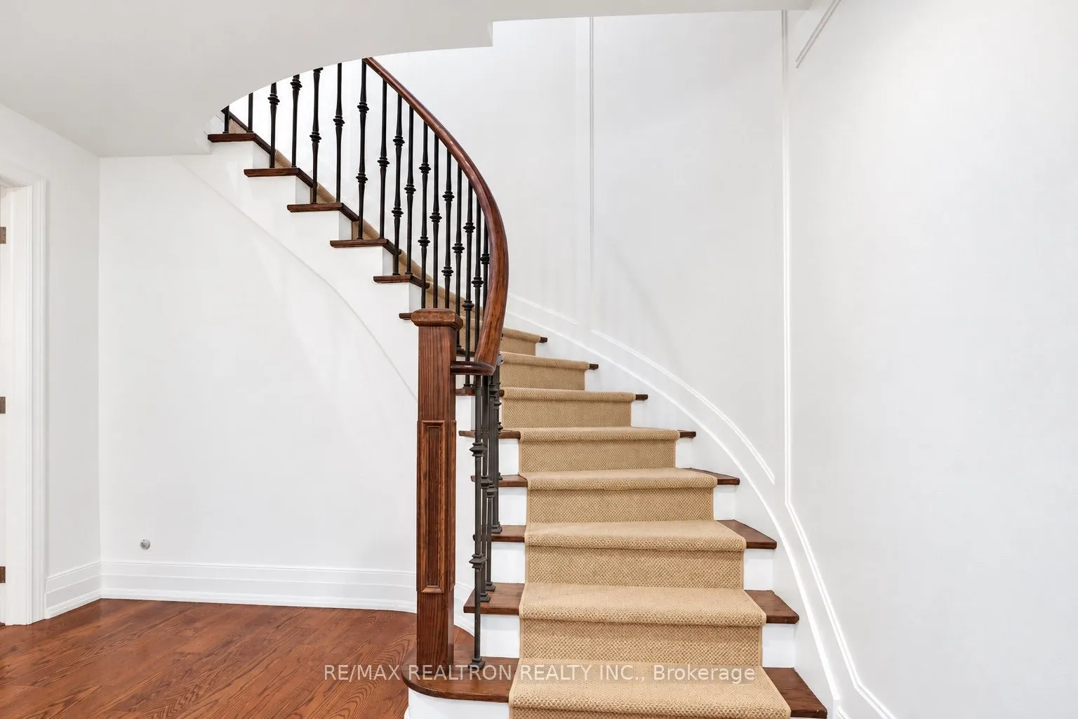 16 Sagewood Drive