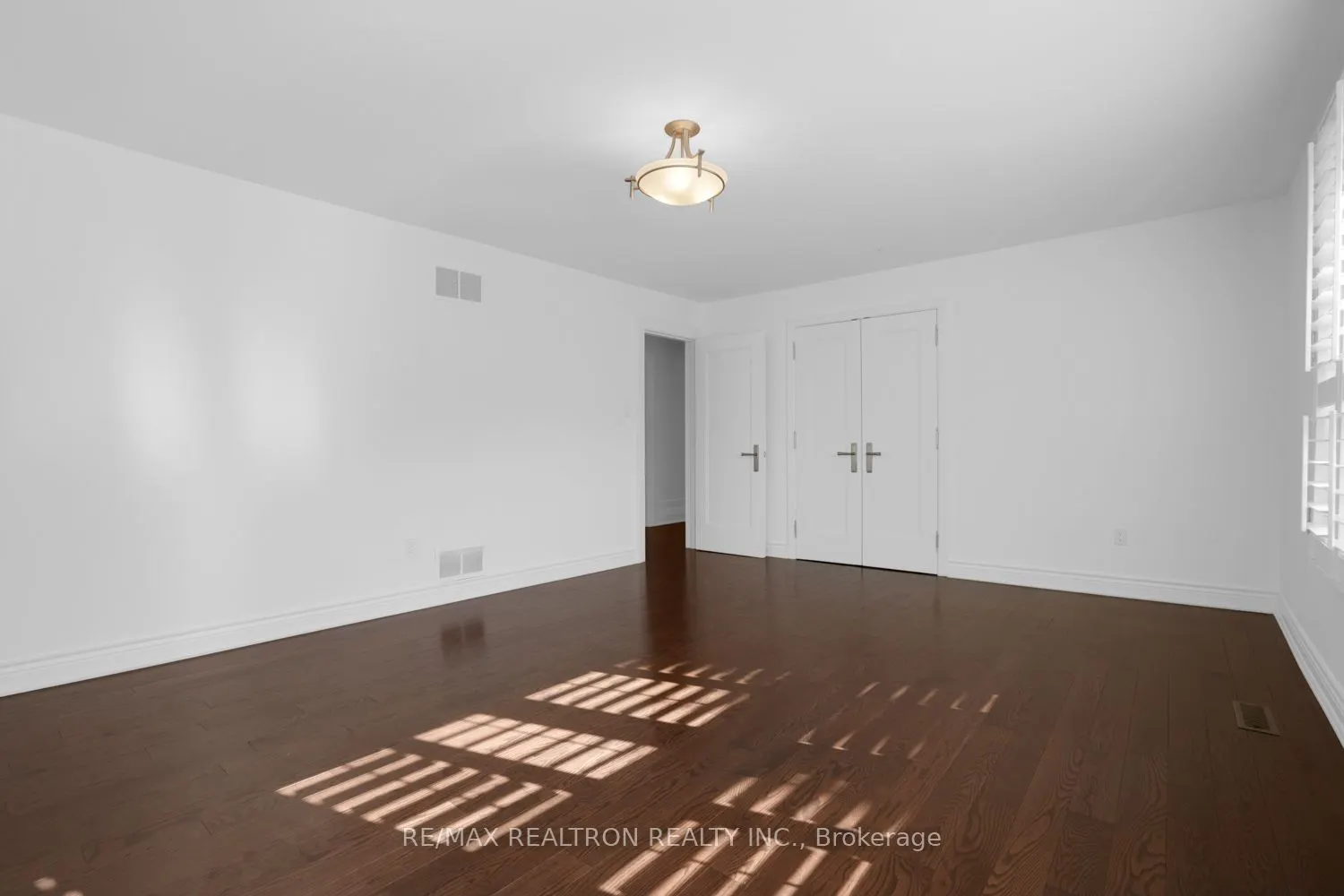 16 Sagewood Drive