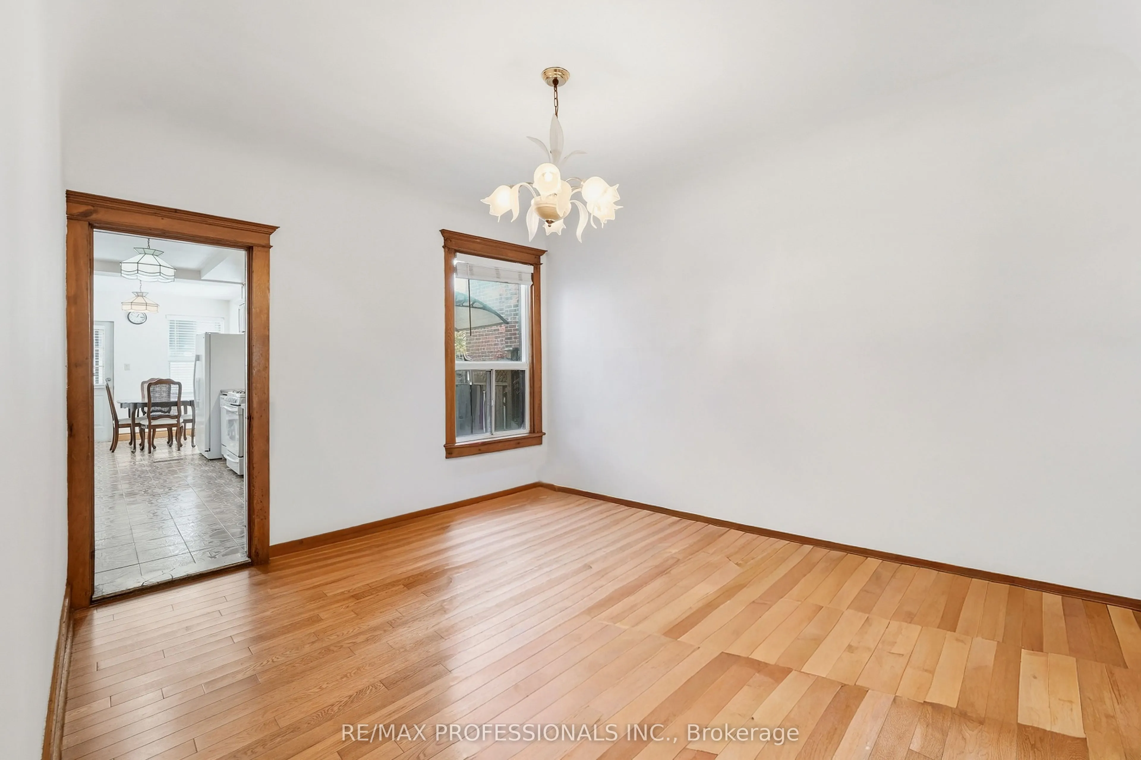 227 Montrose Avenue