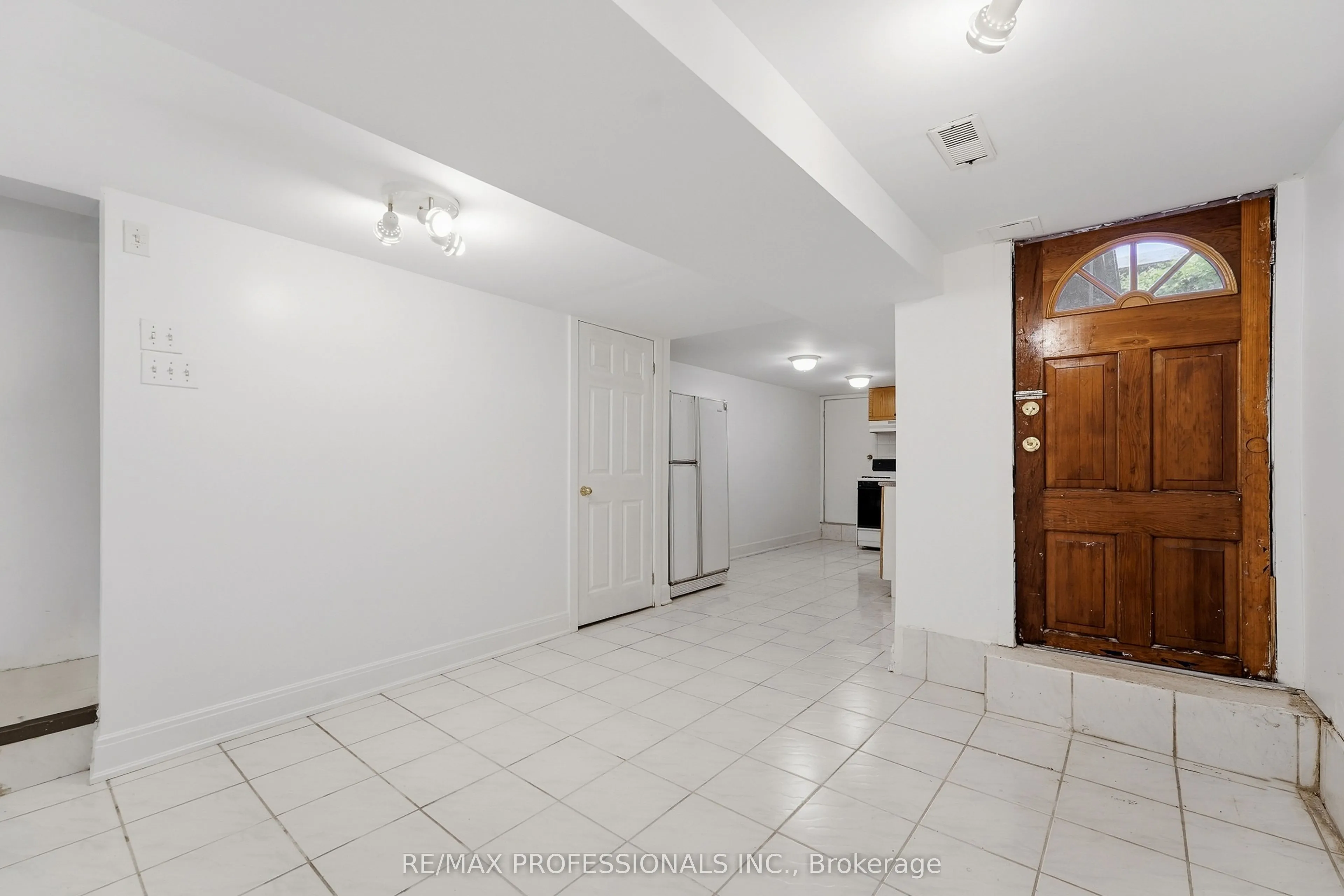 227 Montrose Avenue