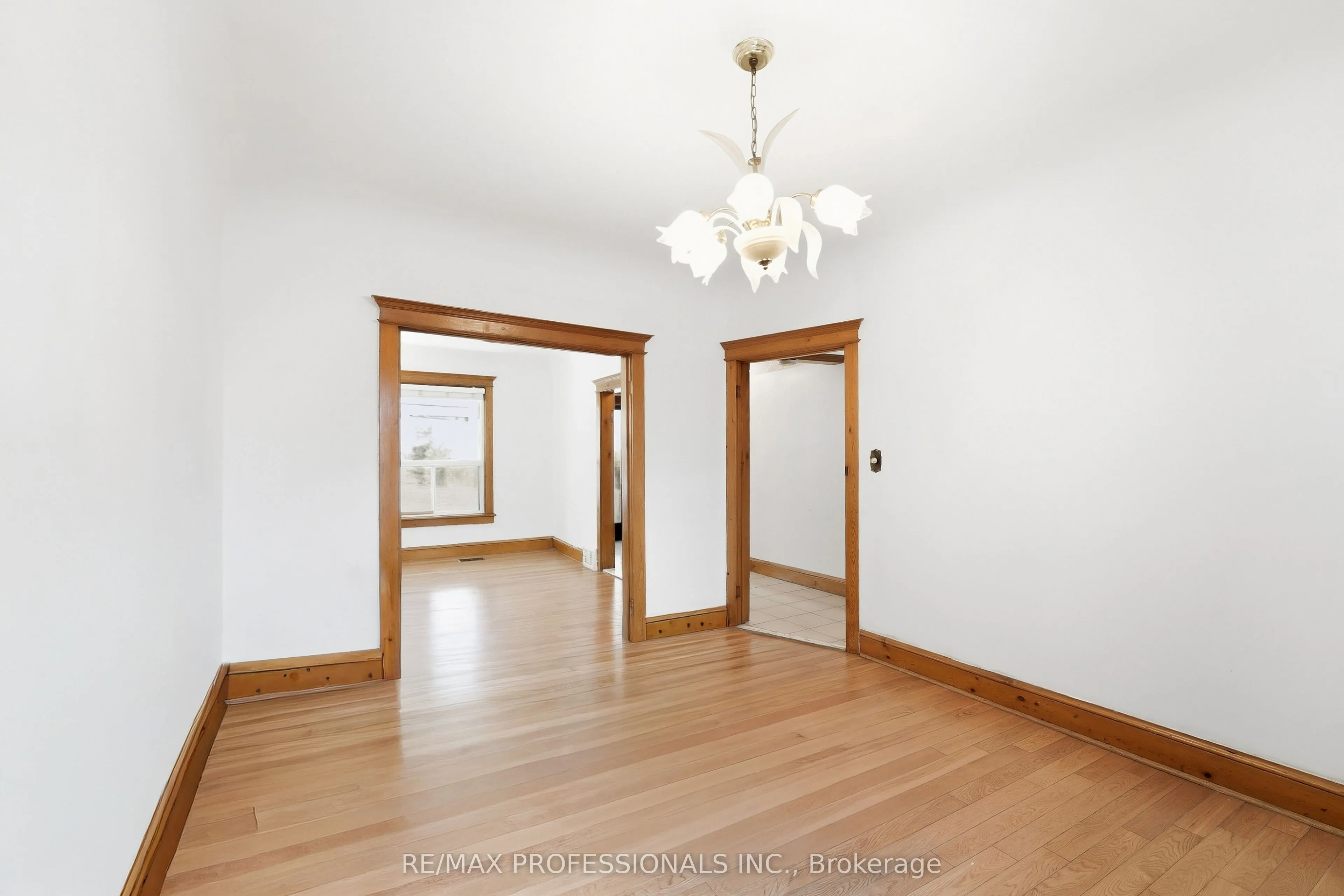 227 Montrose Avenue