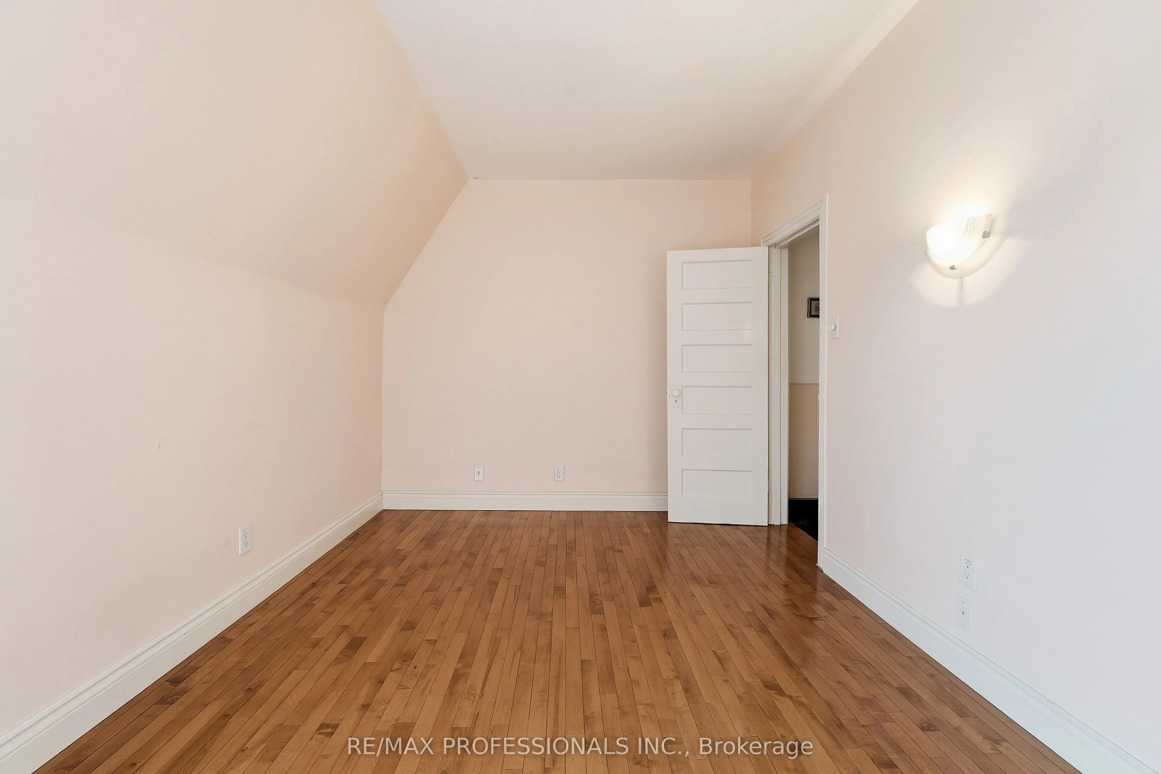 227 Montrose Avenue