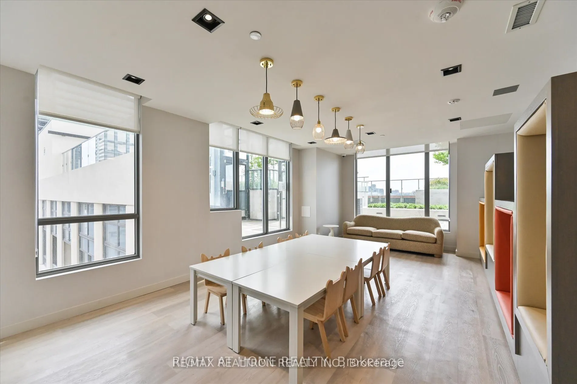 108 Peter Street #1003