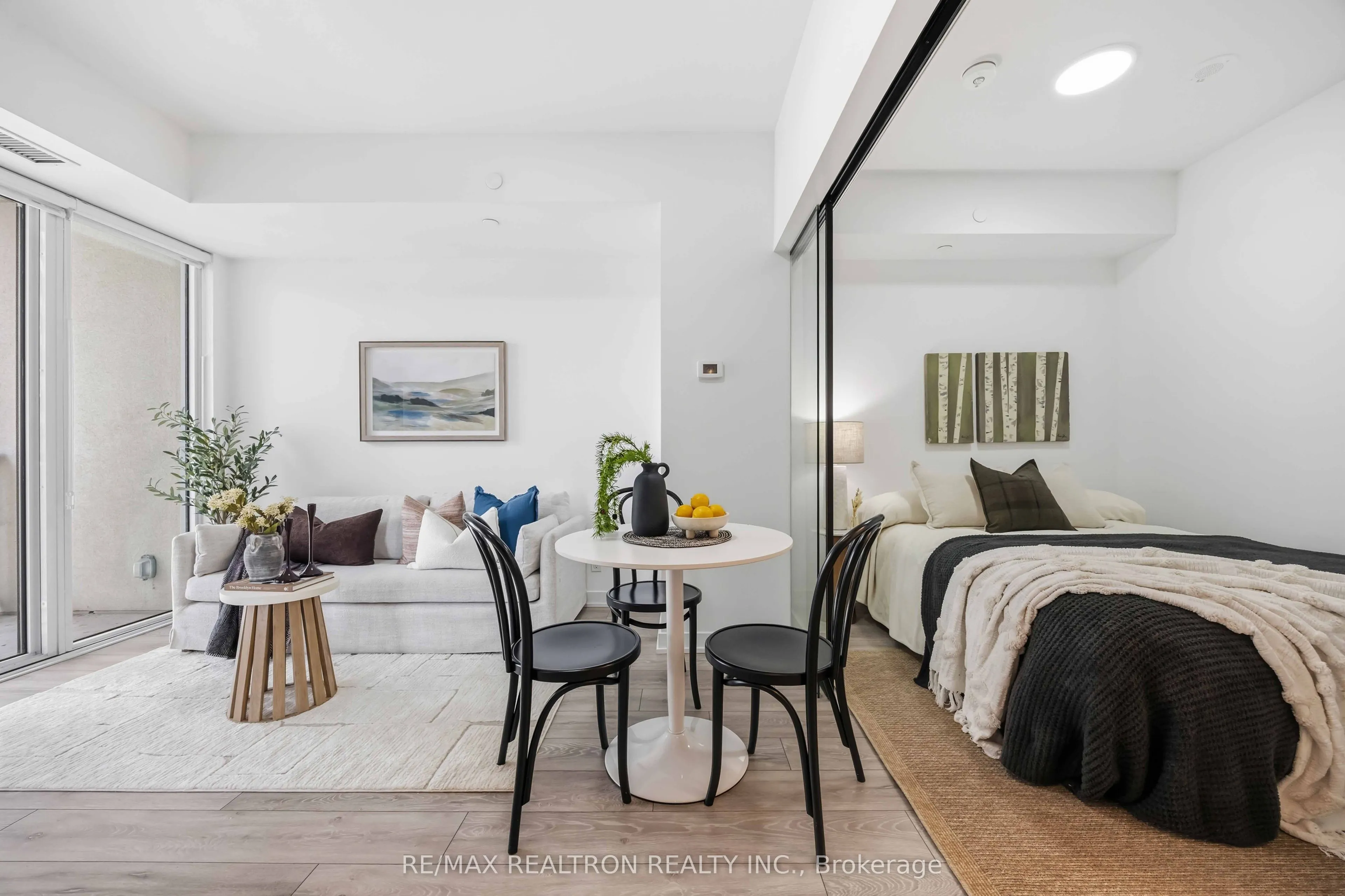 108 Peter Street #1003