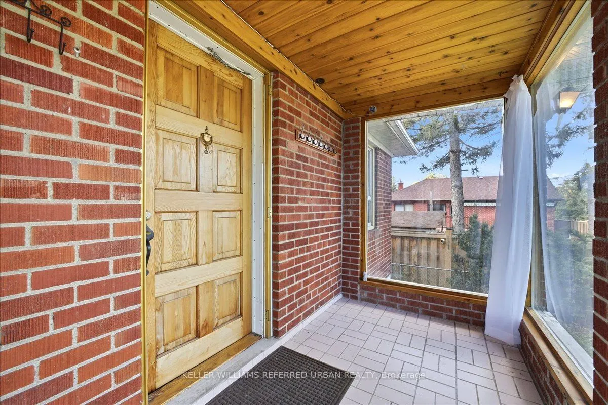 241 Churchill Avenue