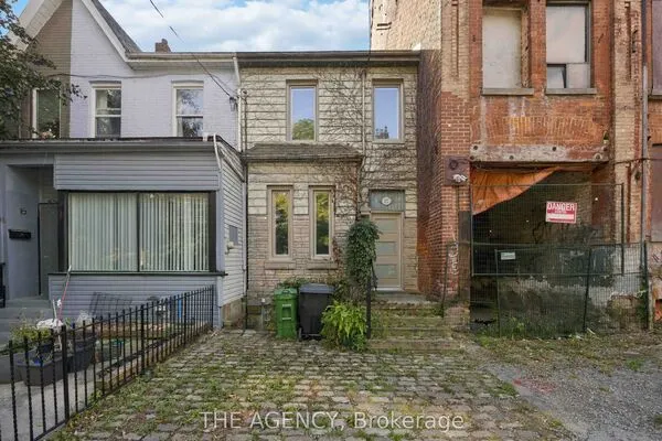 87 Niagara Street