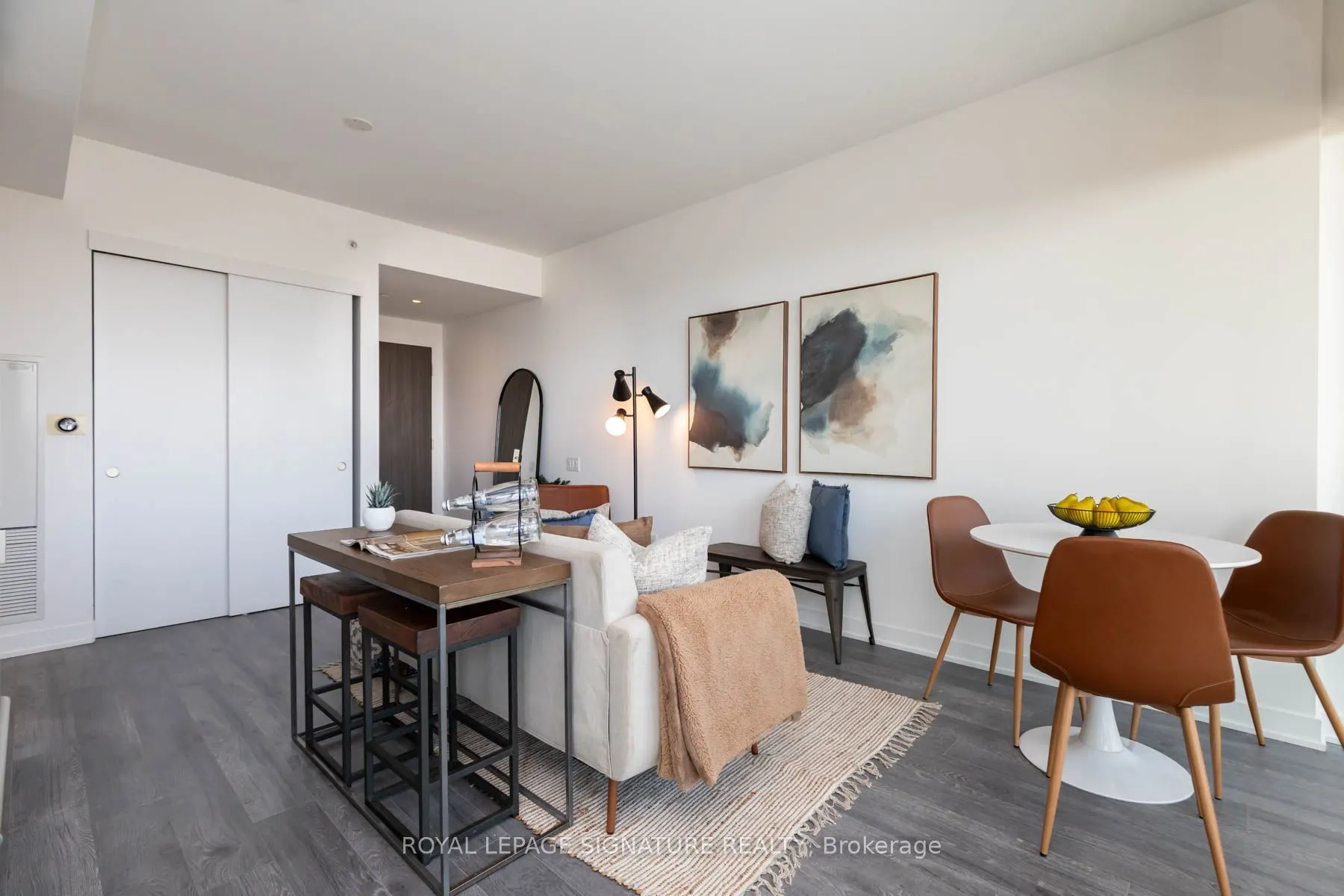 185 Roehampton Avenue #2805
