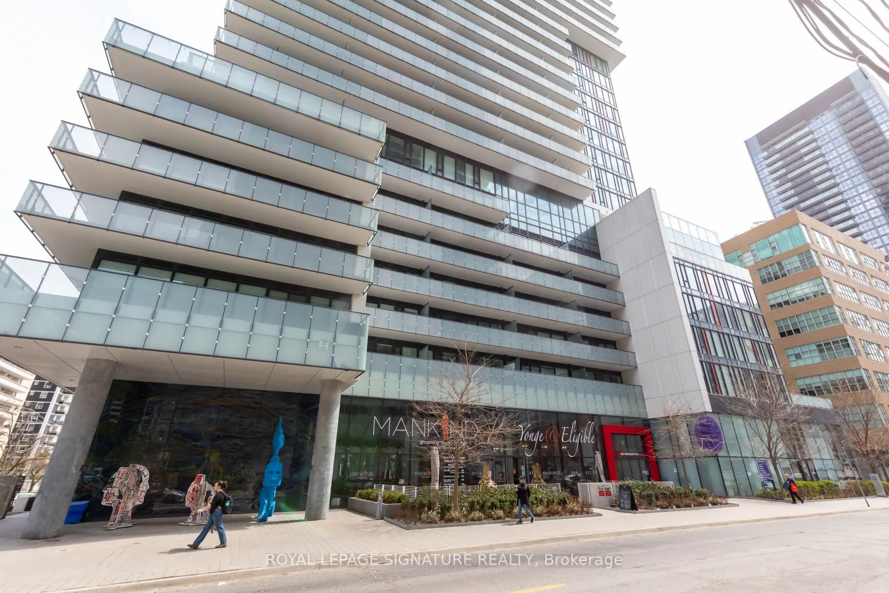 185 Roehampton Avenue #2805