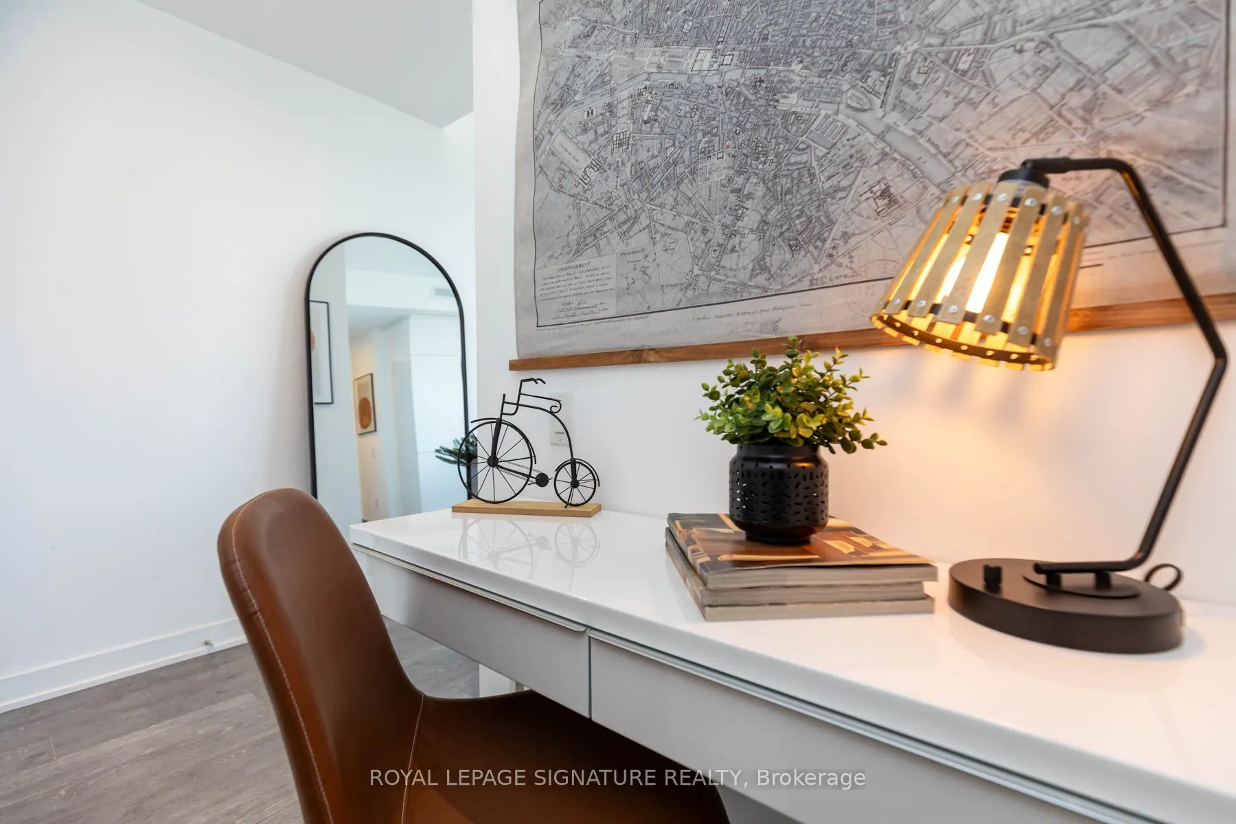 185 Roehampton Avenue #2805