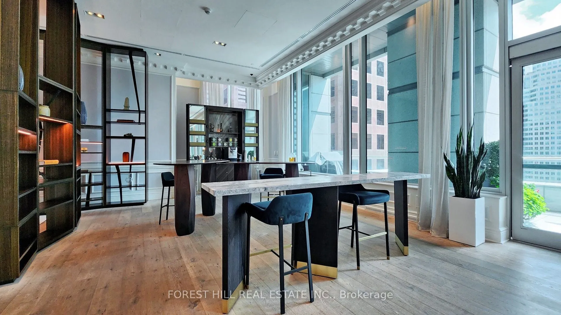 311 Bay Street #4805