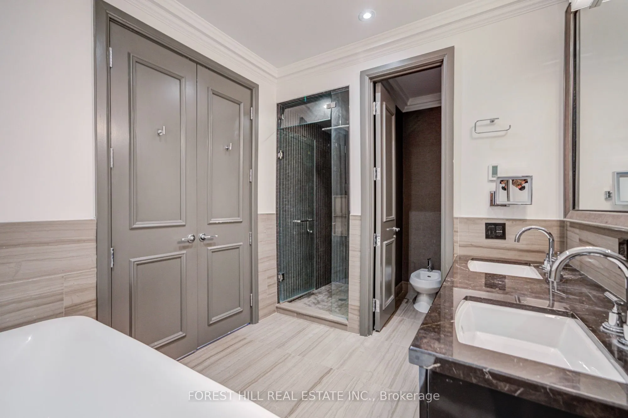 311 Bay Street #4805