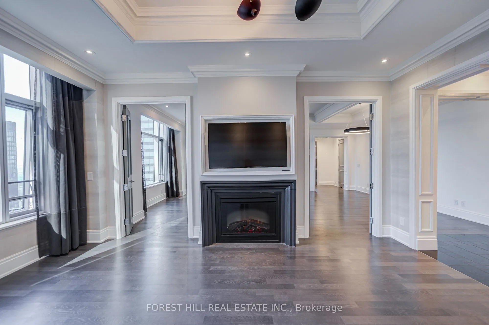 311 Bay Street #4805