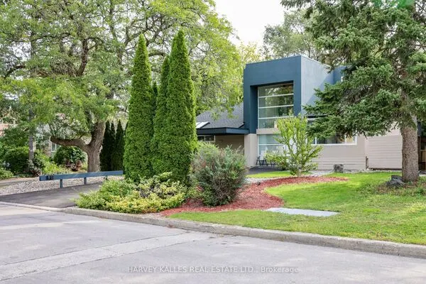 90 Berkinshaw Crescent