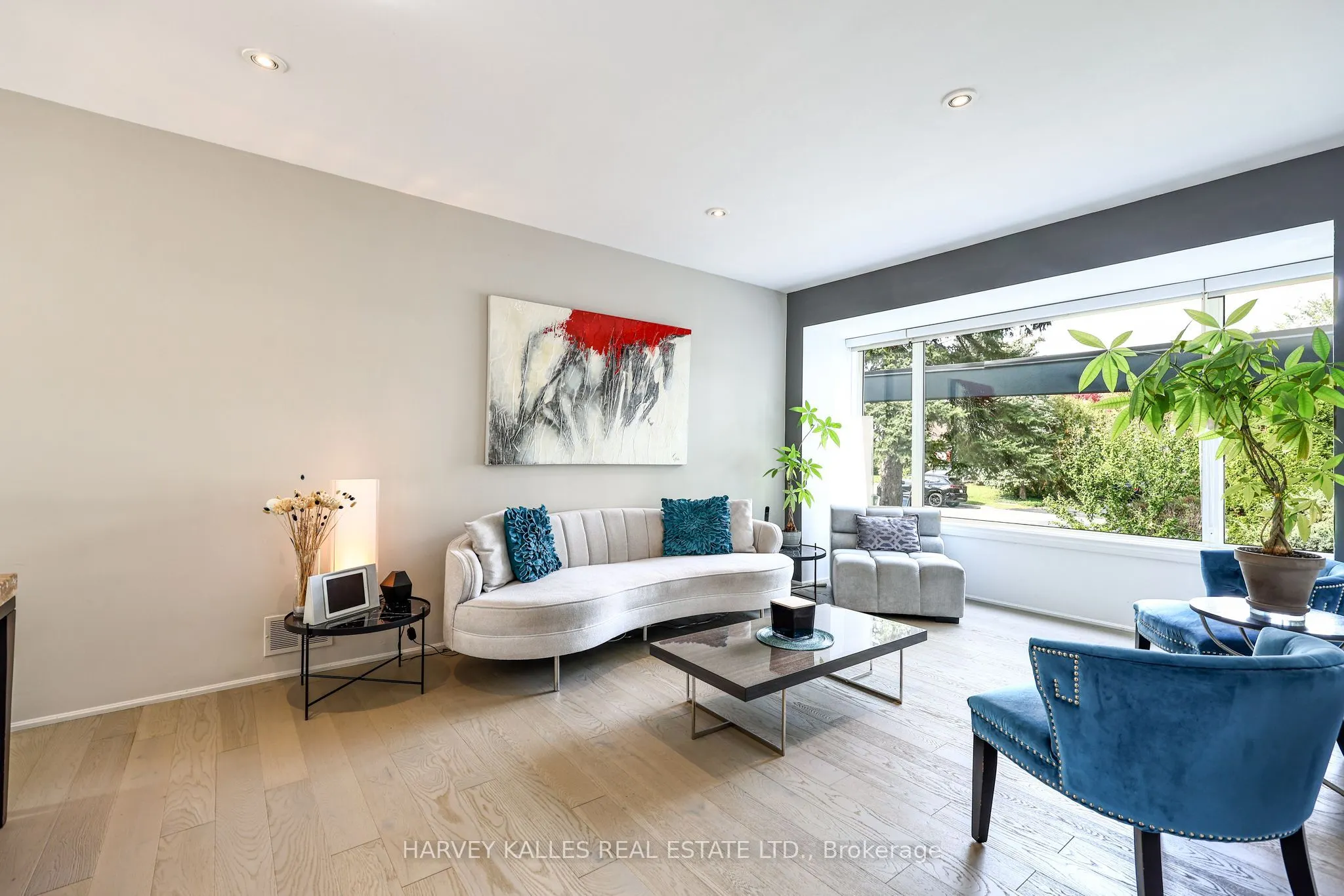 90 Berkinshaw Crescent