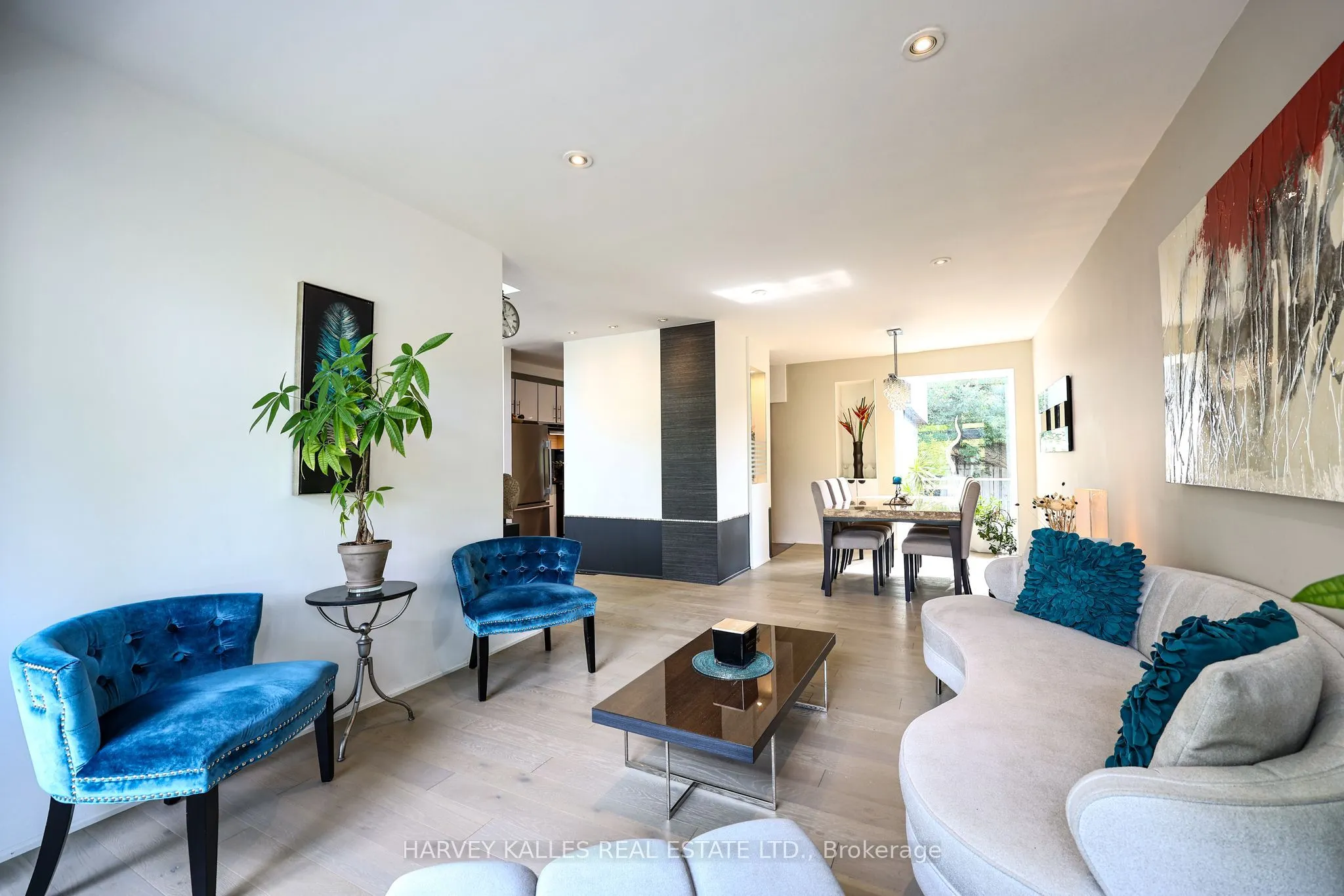 90 Berkinshaw Crescent