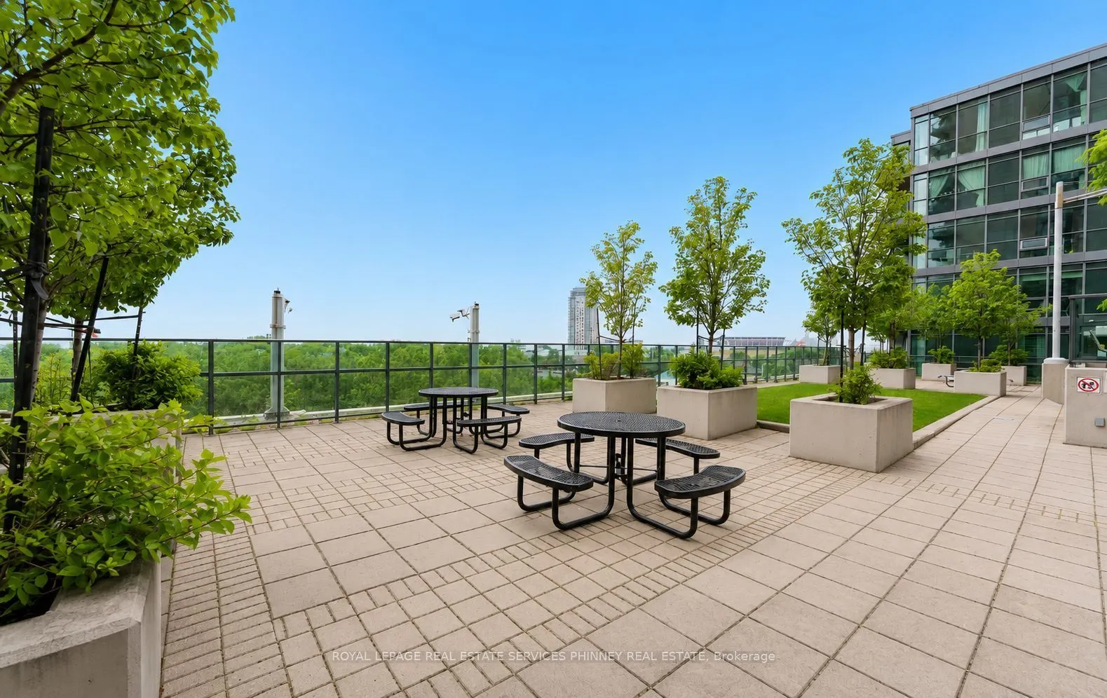 219 Fort York Boulevard #2806