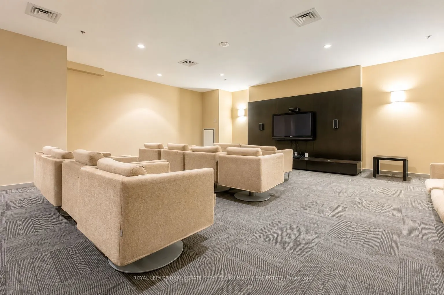 219 Fort York Boulevard #2806