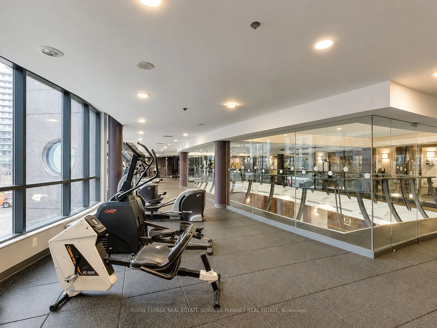 219 Fort York Boulevard #2806