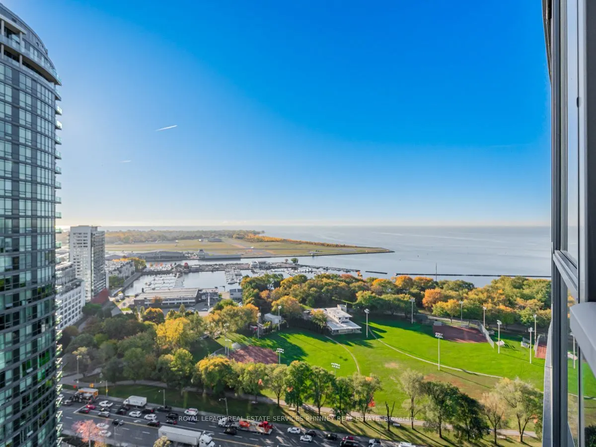 219 Fort York Boulevard #2806