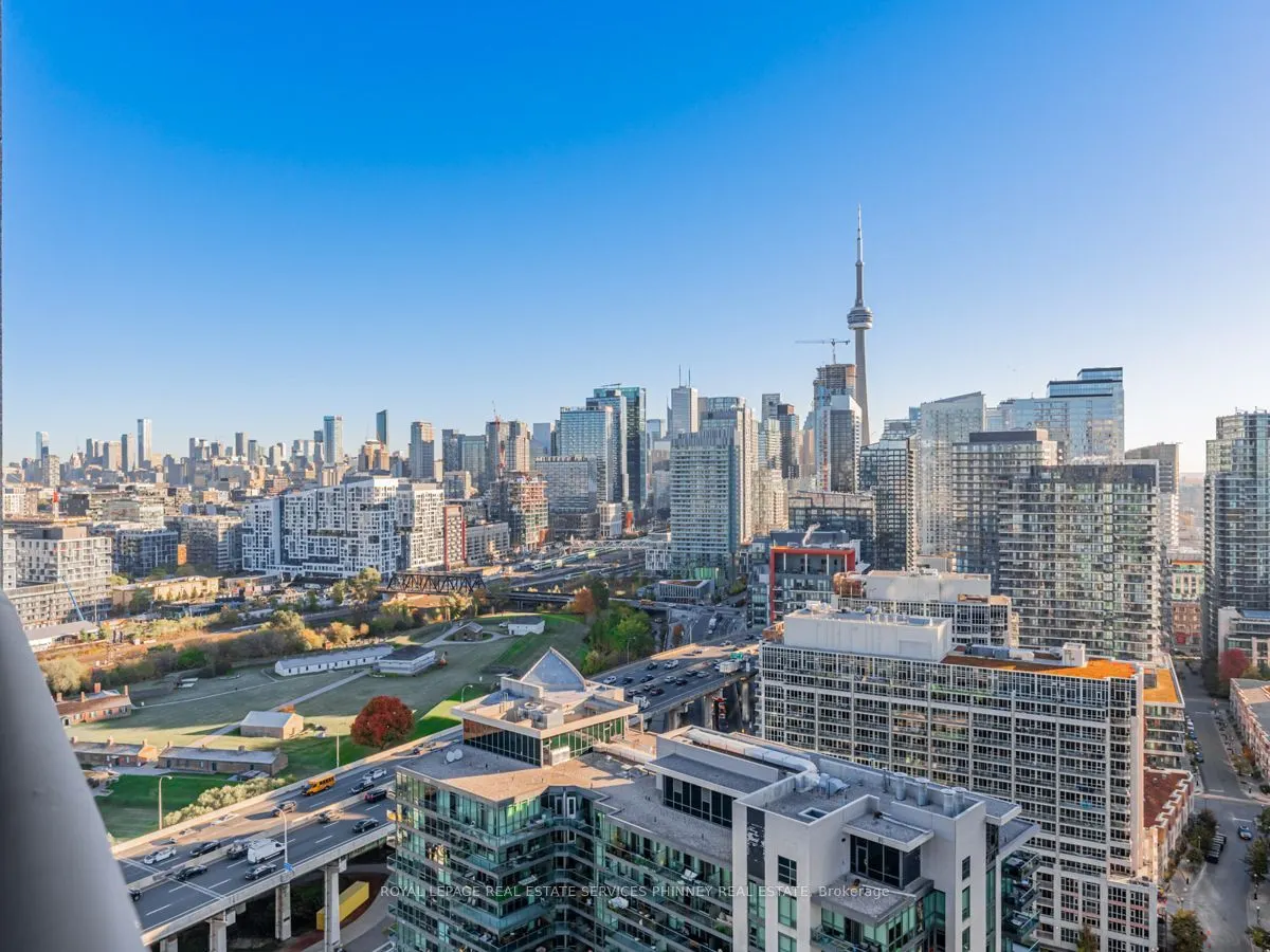 219 Fort York Boulevard #2806