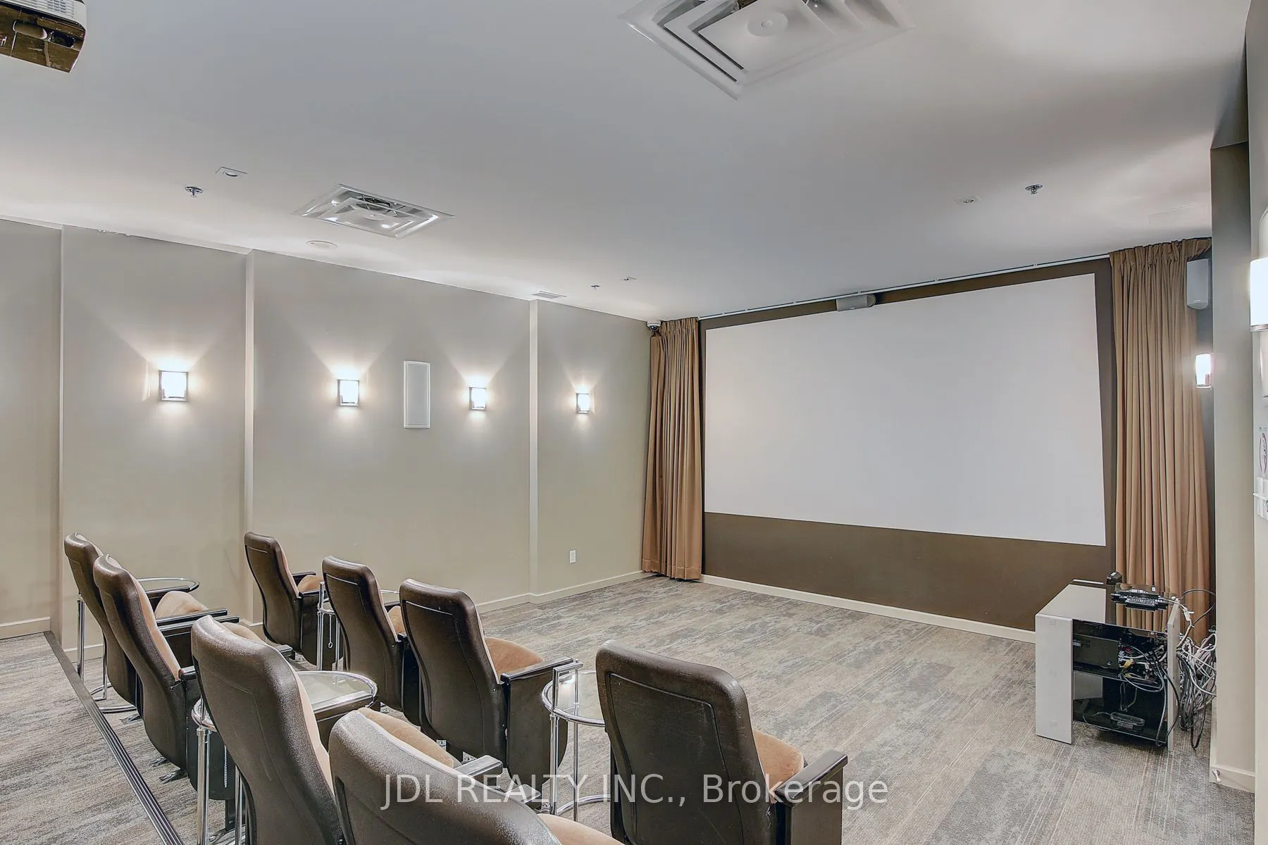 23 Hollywood Avenue #1202