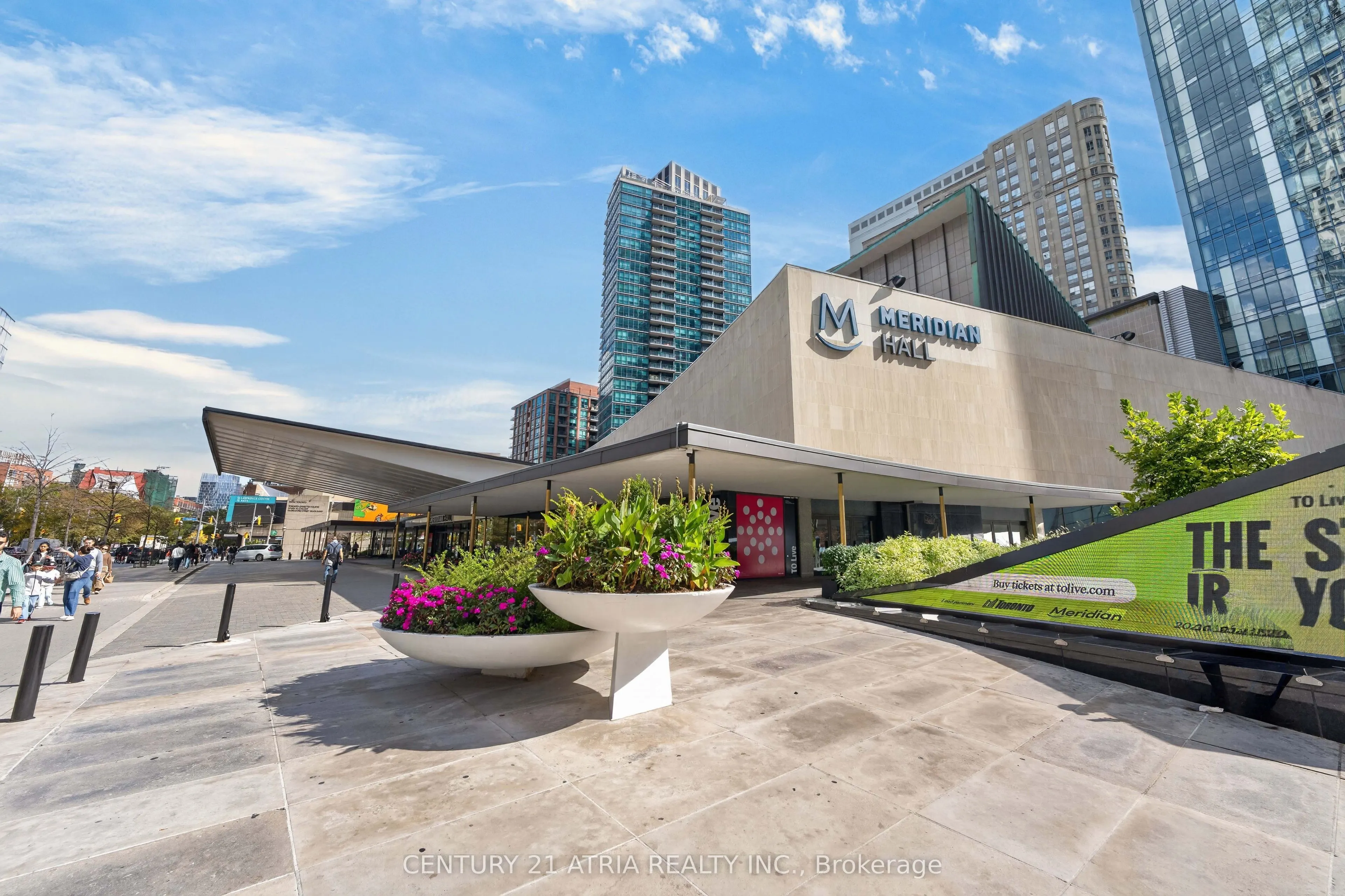 8 The Esplanade #1605