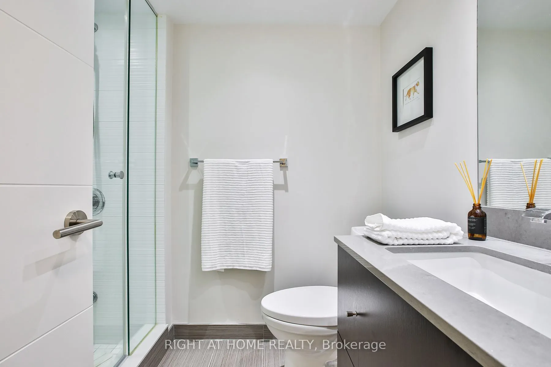525 Adelaide Street W #1623