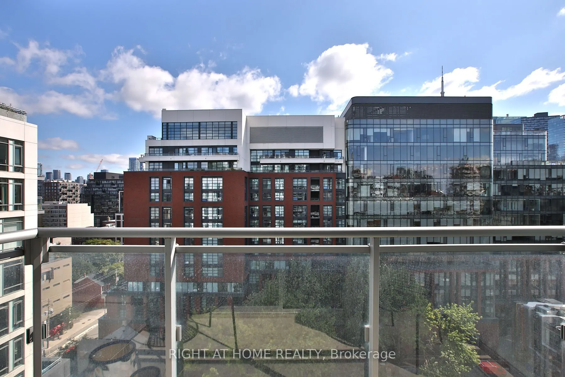 525 Adelaide Street W #1623