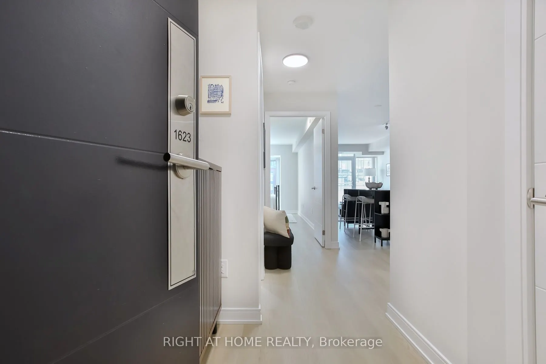 525 Adelaide Street W #1623