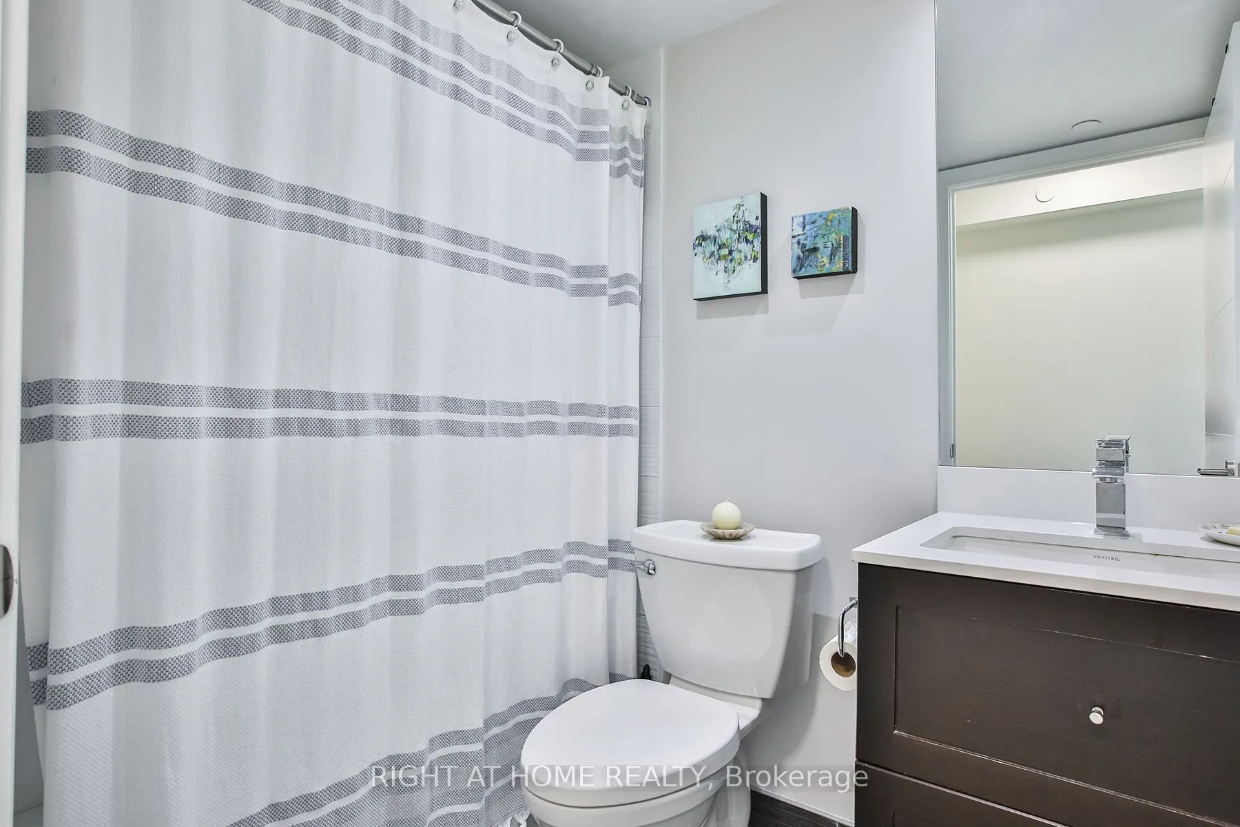 525 Adelaide Street W #1623