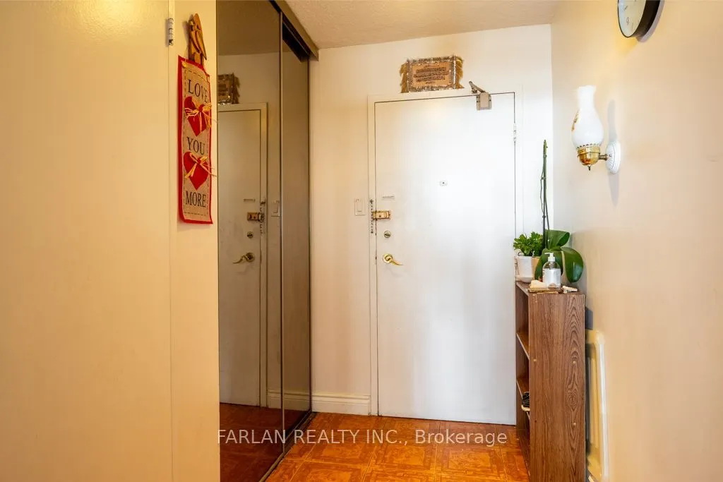10 Tangreen Court #2607