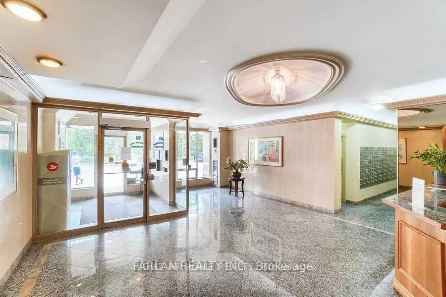 10 Tangreen Court #2607