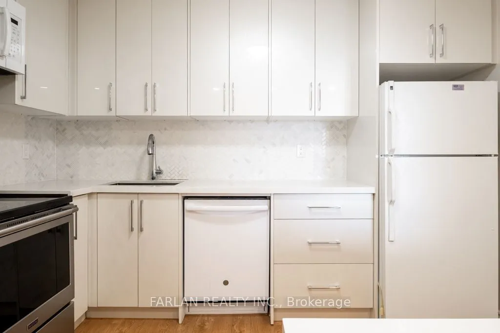 10 Tangreen Court #2607