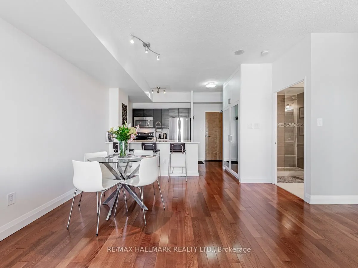 39 Parliament Street #1102