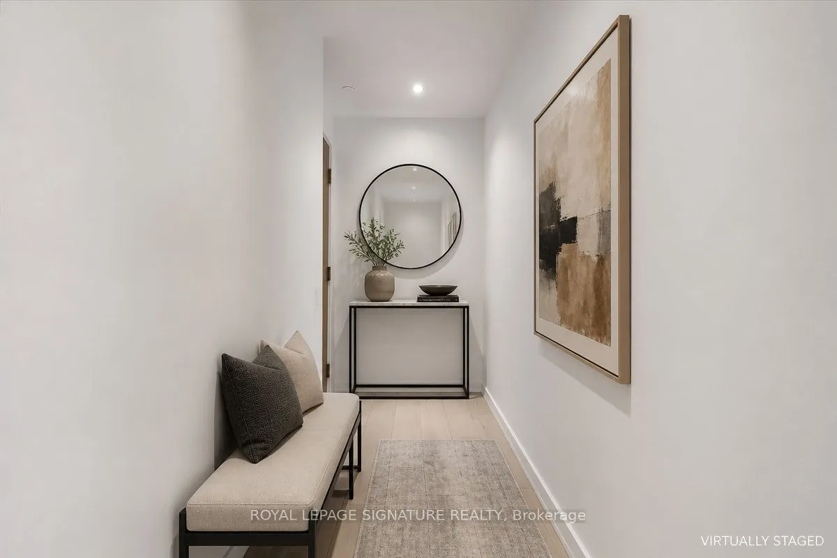 161 Roehampton Avenue #1805